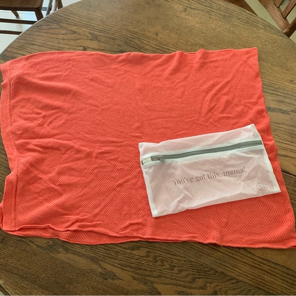 We Are Amma Tops We Are Amma Coral Cocoon Nursing Breastfeeding Cover Vguc Poshmark